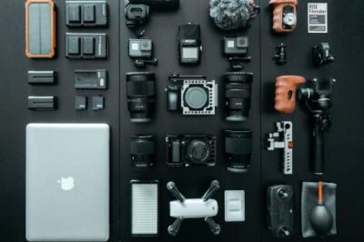 Ultimate Video Production Gear Checklist: Cameras, Microphones, Lighting & Editing Essentials